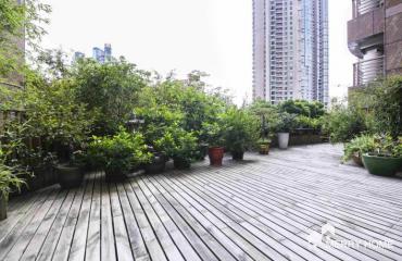 luxury 4br with large private terrace Lujiazui